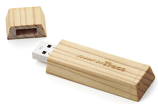 Wooden usb flash drive