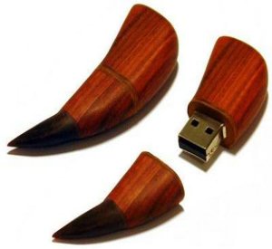 Wooden usb flash drive