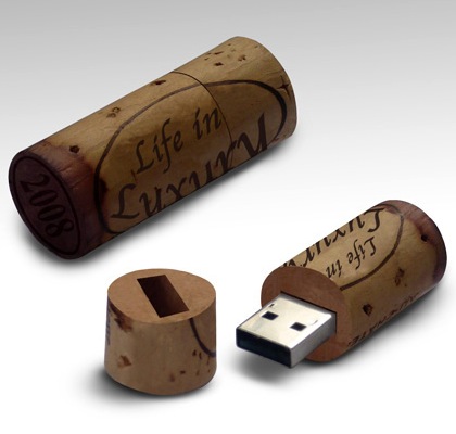 Wooden usb flash drive