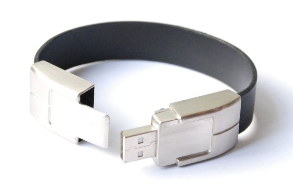 Bracelet usb flash drive